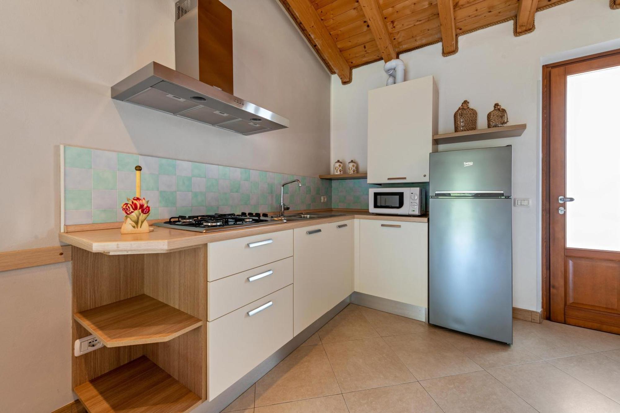 Residence Tatiana B2 Tremosine Екстериор снимка