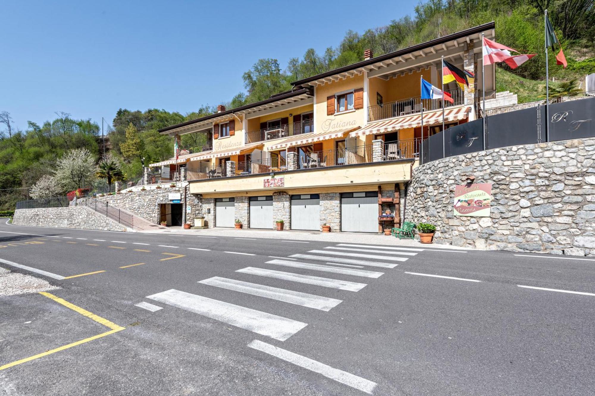 Residence Tatiana B2 Tremosine Екстериор снимка